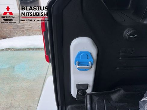 Used 2024 Jeep Wrangler High Altitude image 16