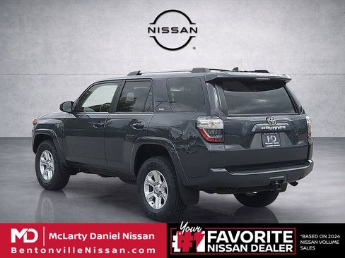 Used 2024 Toyota 4Runner SR5 AWD/4WD image 4