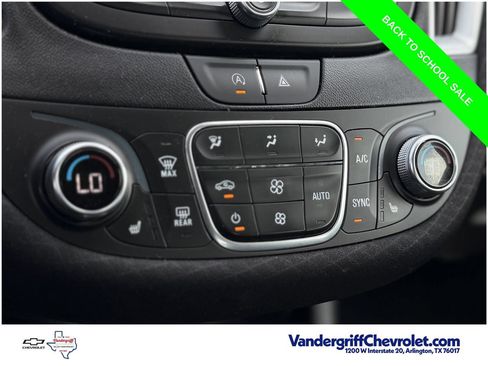 Used 2023 Chevrolet Malibu LT FWD image 19