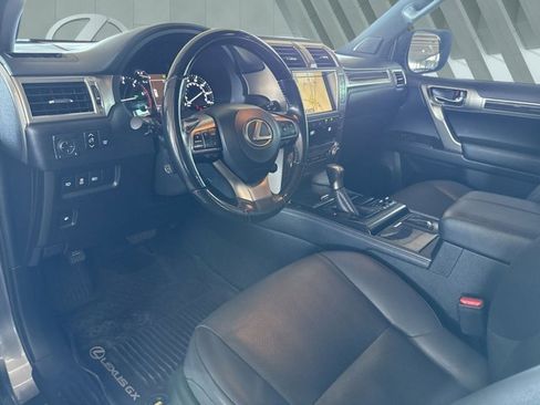 Used 2020 Lexus GX 460 Premium image 11
