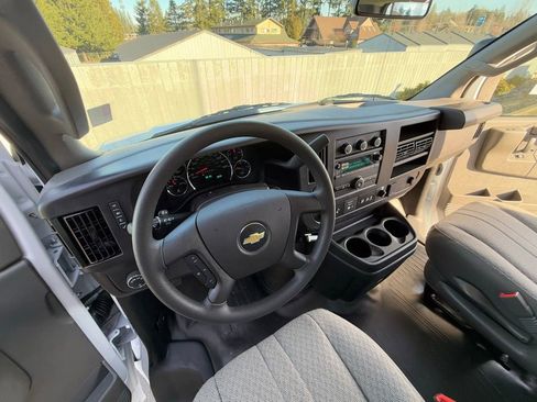 New 2024 Chevrolet Express 3500 w/ Power Convenience Package image 16