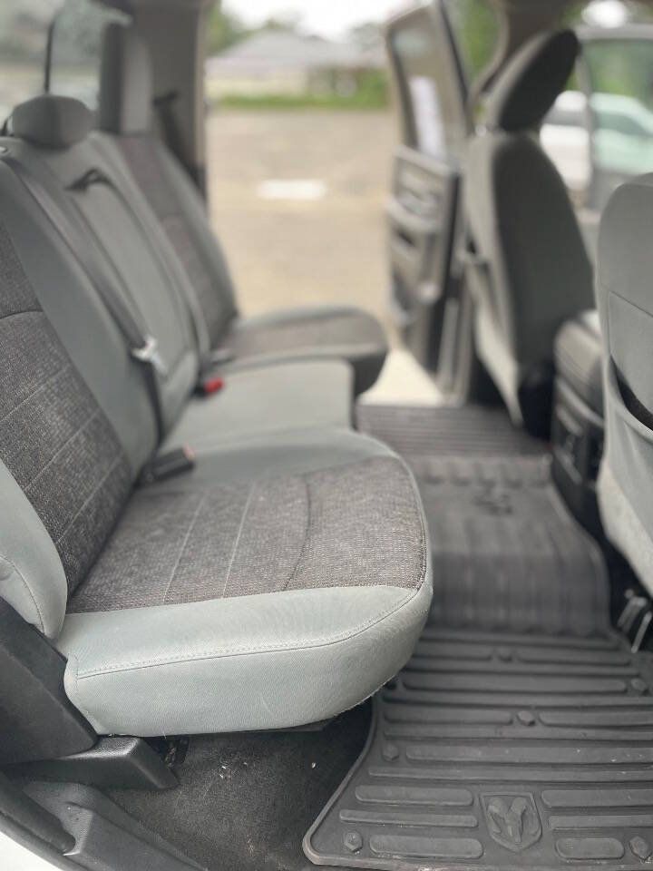 Used 2015 RAM 1500 Outdoorsman AWD/4WD image 25