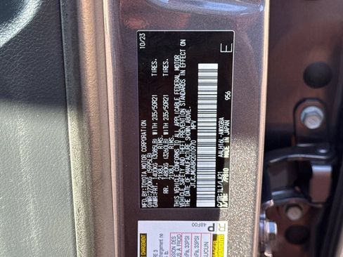 Used 2024 Lexus RX 450h AWD w/ Convenience Package image 30