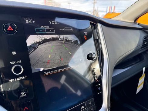 Used 2025 Subaru Outback Premium w/ Popular Package #1A image 32