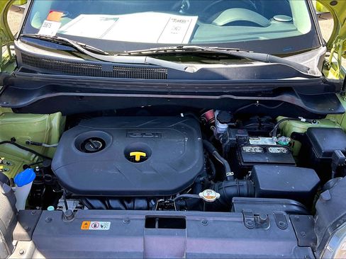 Used 2015 Kia Soul ! FWD image 7