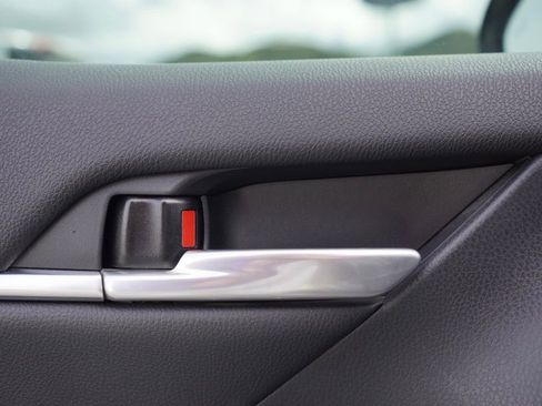 Used 2024 Toyota Camry XSE image 11