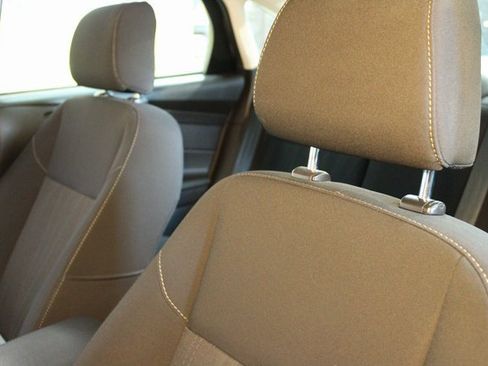 Used 2016 Ford Focus SE image 15