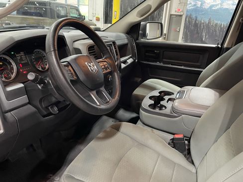 Used 2017 RAM 1500 Tradesman w/ Popular Equipment Group AWD/4WD image 11