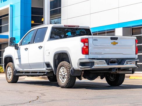 Used 2023 Chevrolet Silverado 2500 W/T w/ WT Convenience Package AWD/4WD image 3