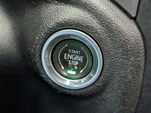 Used 2020 GMC Sierra 2500 Denali w/ Denali Ultimate Package image 37