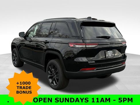 New 2025 Jeep Grand Cherokee Limited image 5