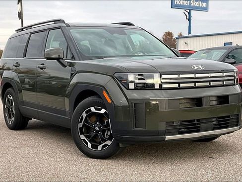 Used 2025 Hyundai Santa Fe SEL image 1