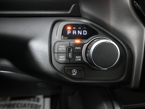 New 2026 RAM 1500 4x4 Crew Cab image 30