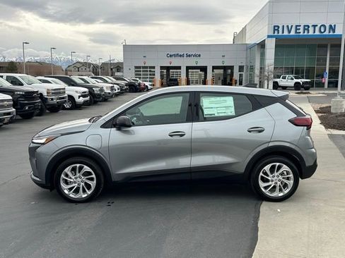 New 2027 Chevrolet Bolt LT w/ Comfort Package image 21