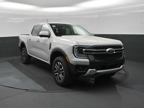 New 2026 Ford Ranger Lariat w/ FX4 Off-Road Package AWD/4WD image 2