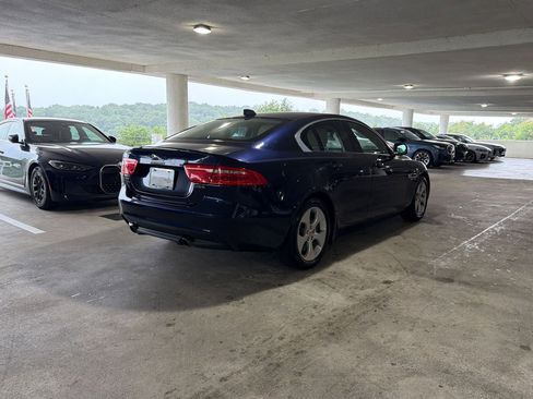 Used 2018 Jaguar XE RWD image 7