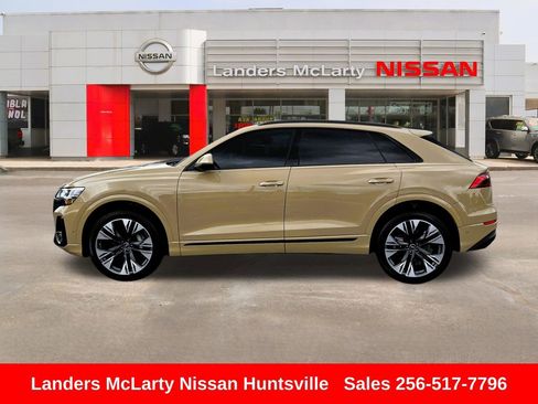 Used 2024 Audi Q8 Premium Plus AWD/4WD image 8
