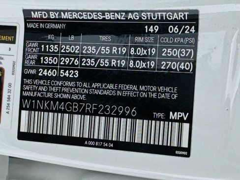 Certified 2024 Mercedes-Benz GLC 300 image 25