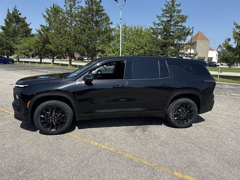 Certified 2024 Chevrolet Traverse LS w/ Midnight/Sport Edition FWD image 44