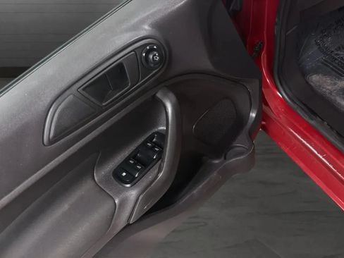 Used 2017 Ford Fiesta SE FWD image 23