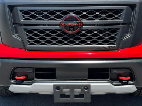 Used 2023 Nissan Titan PRO-4X w/ Pro-4x Convenience Package AWD/4WD image 2