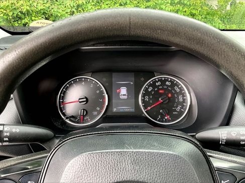 Certified 2022 Toyota RAV4 LE AWD/4WD image 23