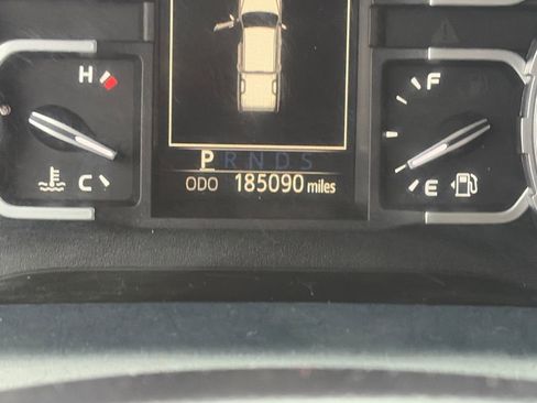 Used 2018 Toyota Tundra Limited image 21