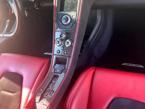 Used 2012 McLaren MP4-12C Coupe image 40