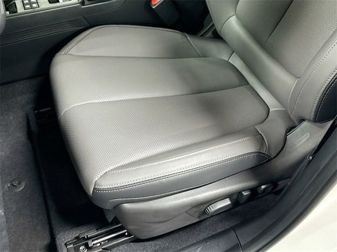 New 2026 Subaru Outback Limited XT image 18