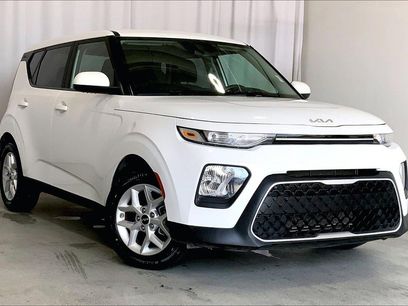 Used 2022 Kia Soul LX w/ Technology Package