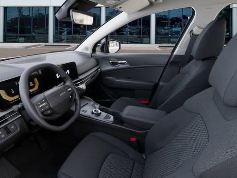 New 2026 Kia Sportage LX image 17