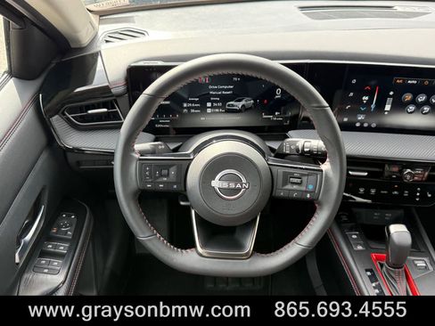 Used 2026 Nissan Kicks SR w/ Cold Weather Package image 19