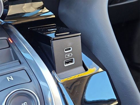 Used 2023 Acura MDX SH-AWD w/ Technology Package image 19