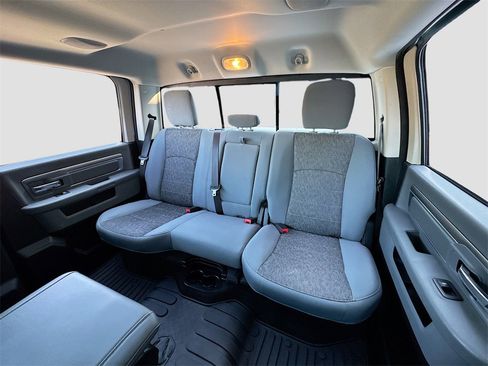 Used 2017 RAM 1500 Outdoorsman image 13