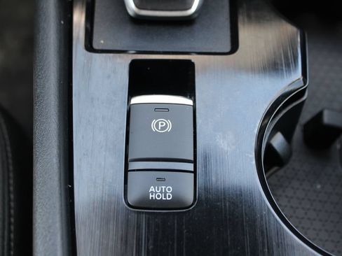 Used 2023 Nissan Rogue S AWD/4WD image 23