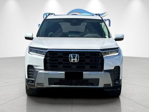 New 2026 Honda Pilot Touring image 8