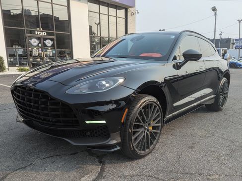 Used 2023 Aston Martin DBX 707 AWD/4WD image 2