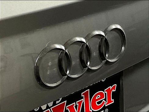 Used 2018 Audi Q7 3.0T Prestige w/ Prestige Package AWD/4WD image 24