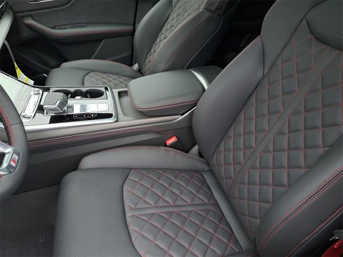 New 2026 Audi Q8 Prestige image 17