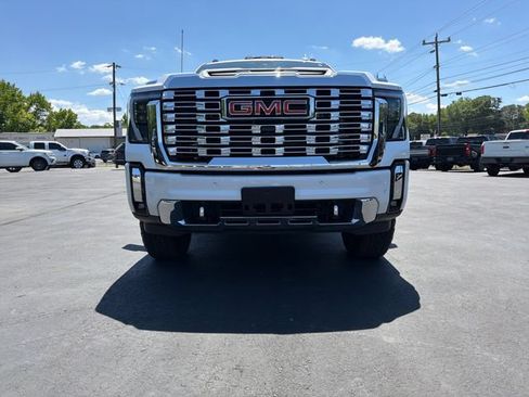 Used 2025 GMC Sierra 3500 Denali w/ Technology Package AWD/4WD image 26
