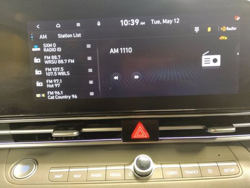 Used 2024 Hyundai Elantra SEL FWD image 25