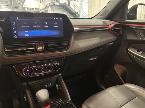 Used 2024 Chevrolet TrailBlazer RS w/ Convenience Package image 22