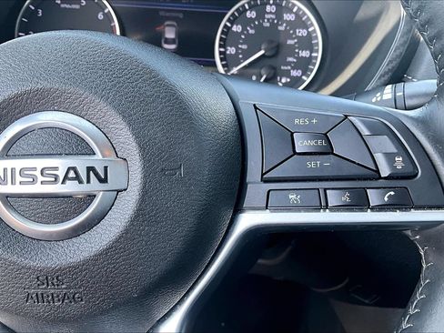 Used 2023 Nissan Sentra SV w/ All-Weather Package FWD image 17