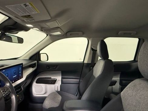 Used 2025 Ford Maverick XLT w/ Equipment Group 302A image 37