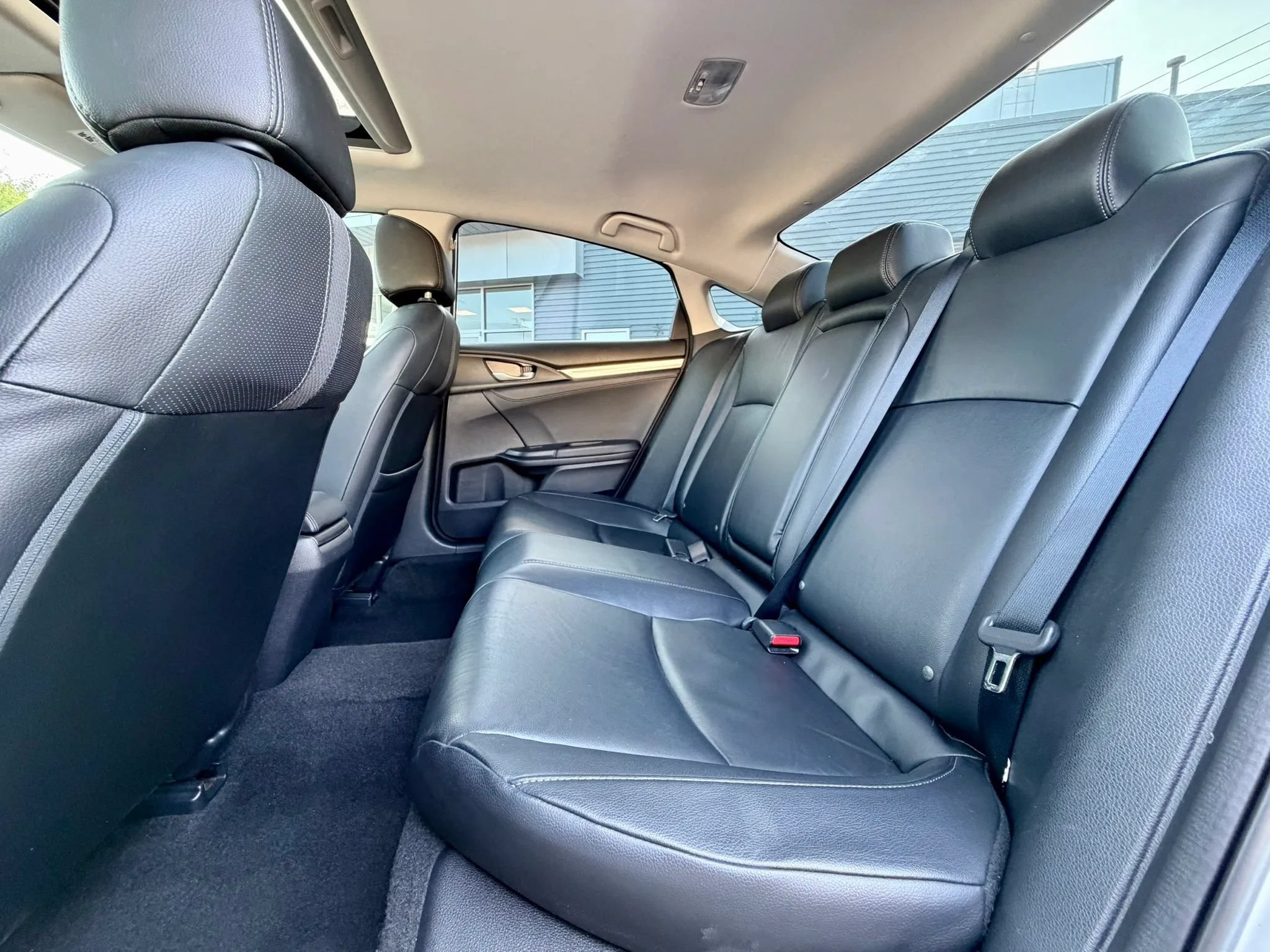 Used 2020 Honda Civic EX-L image 23