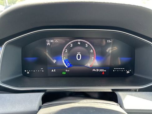 New 2025 Volkswagen Jetta SE image 16