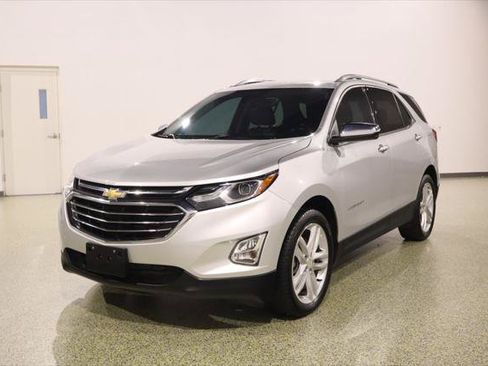 Used 2019 Chevrolet Equinox Premier AWD/4WD image 4