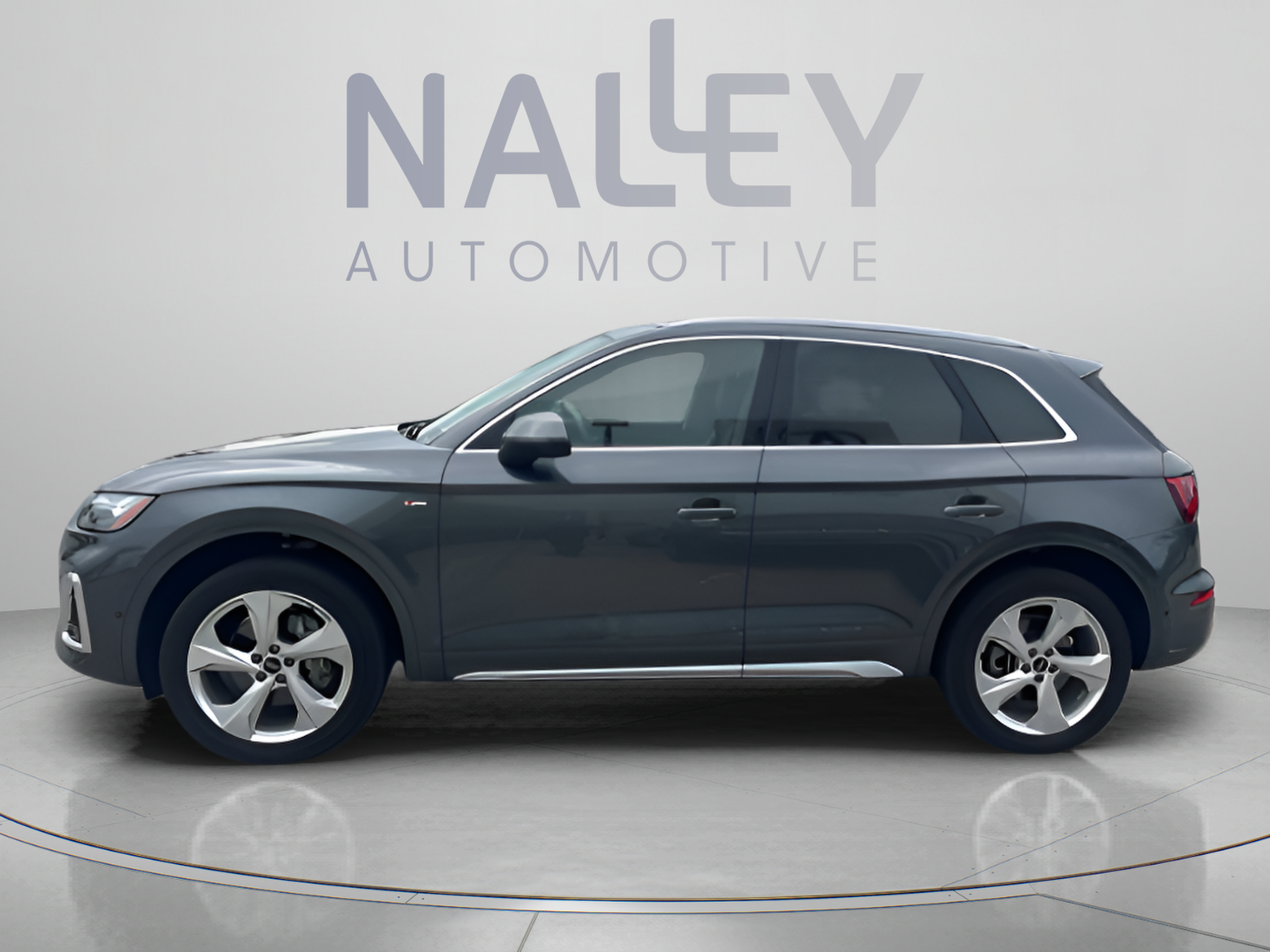 Used 2024 Audi Q5 2.0T Prestige AWD/4WD image 2