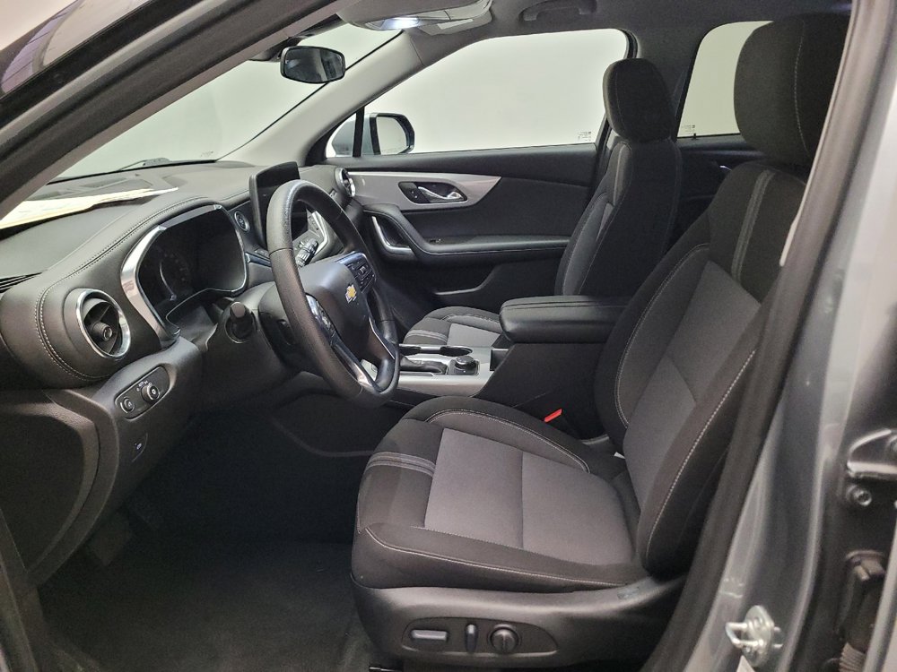 Used 2025 Chevrolet Blazer LT FWD image 17