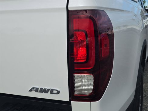 Used 2023 Honda Ridgeline RTL-E image 8